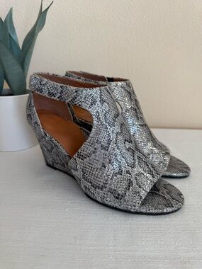 Gentle Soul Lunette Wedge Peep-Toe Sandals in Silver Snake Print